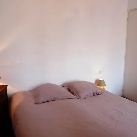 Sleeps 2 Wifi